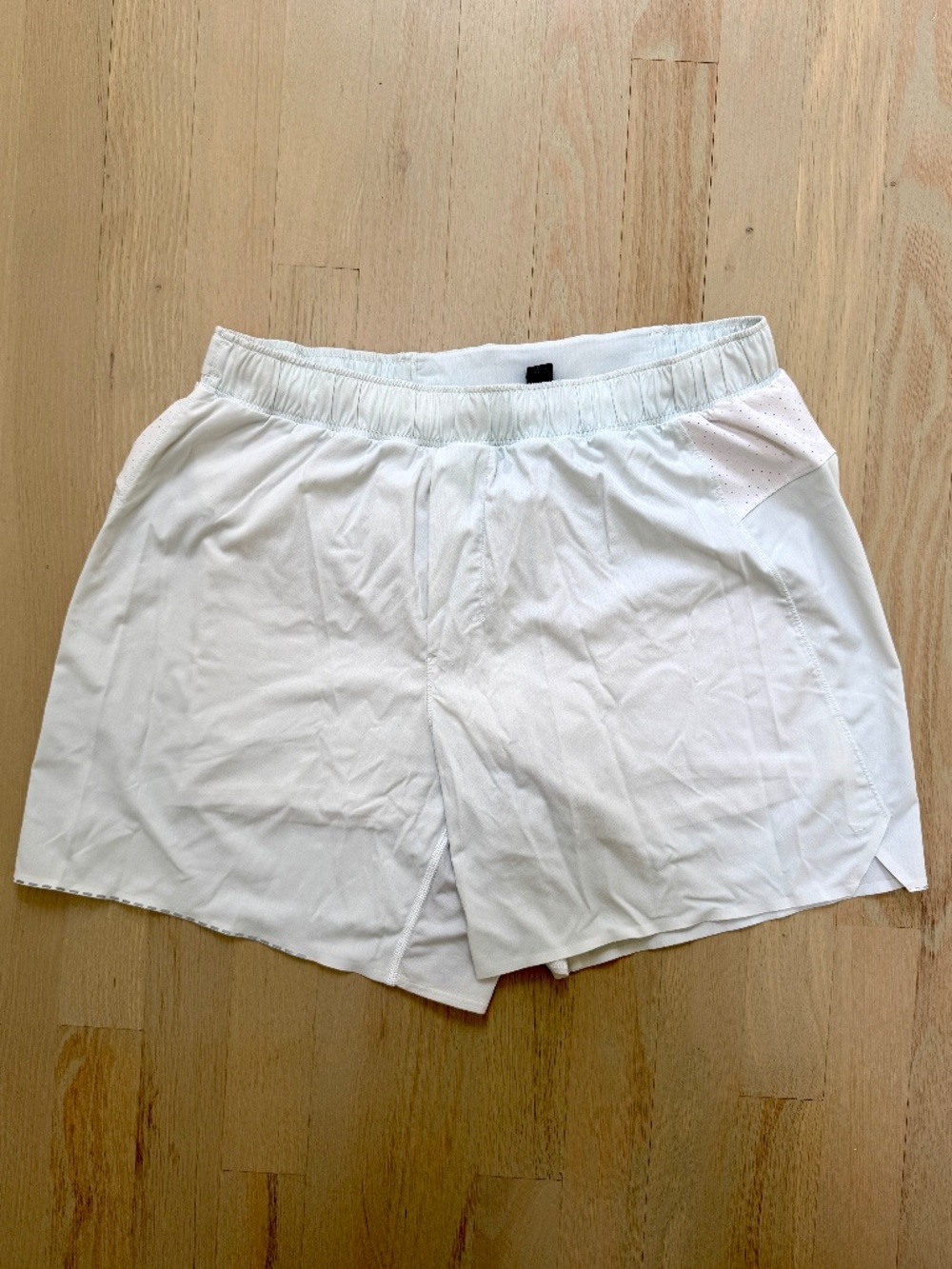 Men’s Lululemon Running Shorts Large White Lightweight